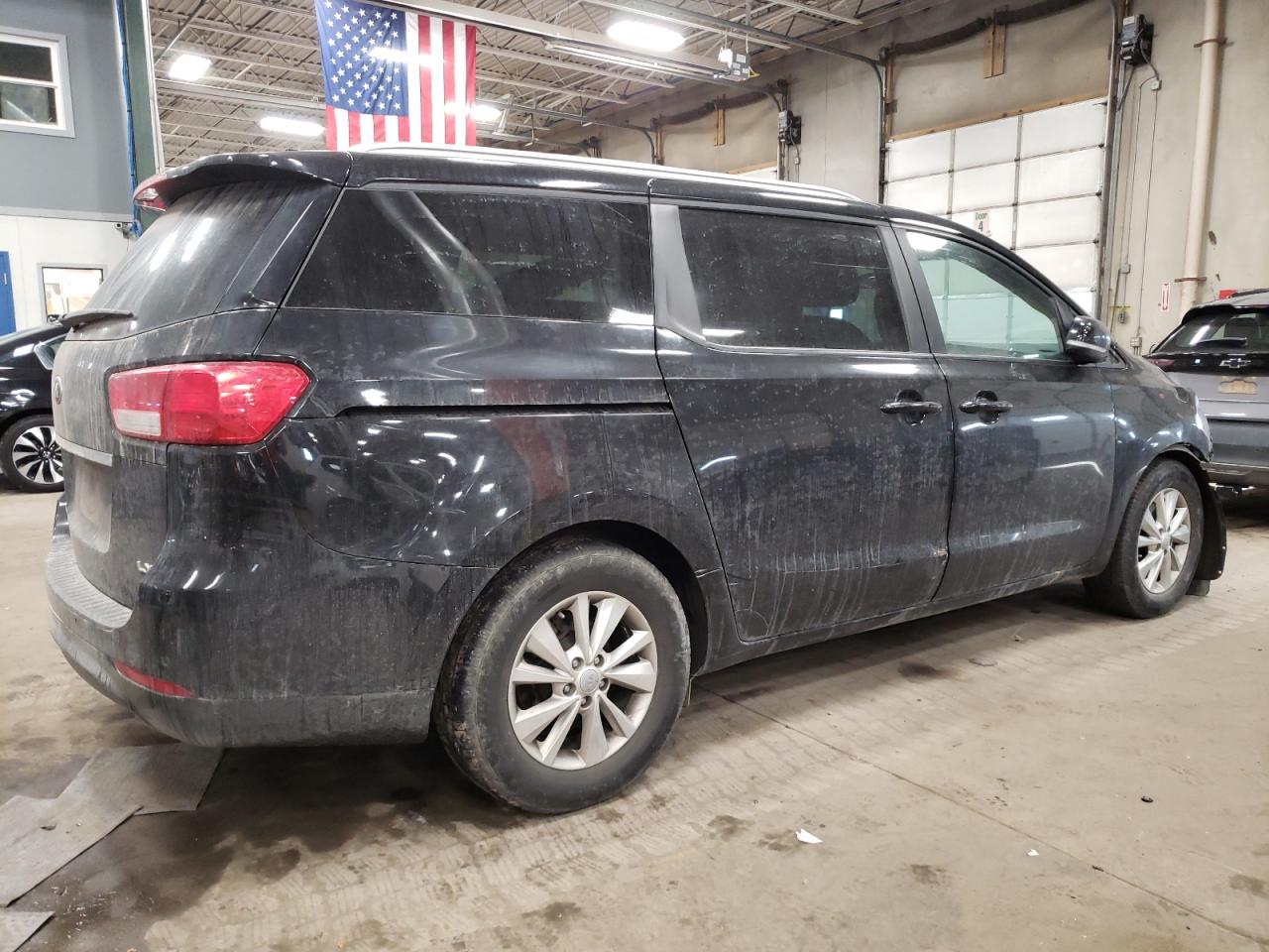 Image 3 of 2017 KIA SEDONA LX 2017 with VIN KNDMB5C12H6280414