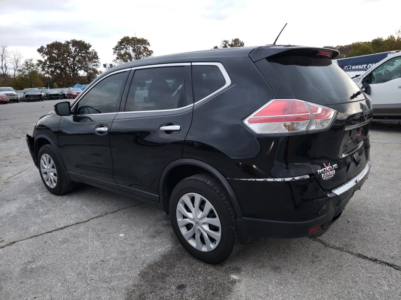 Obraz 2 z 2015 NISSAN ROGUE S 2015 z VIN KNMAT2MVXFP568706