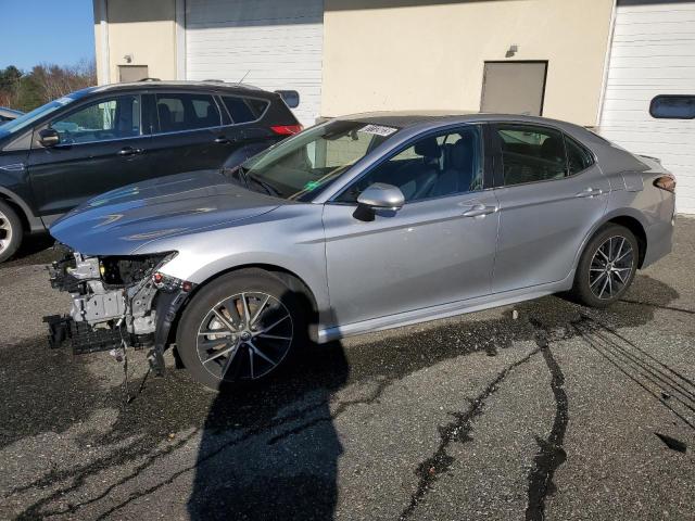 Obraz 1 z 2022 TOYOTA CAMRY SE 2022 z VIN 4T1G11AK0NU710321