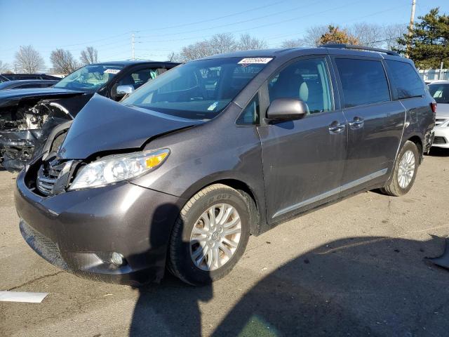 Image 1 of 2015 TOYOTA SIENNA XLE 2015 with VIN 5TDYK3DC9FS550936
