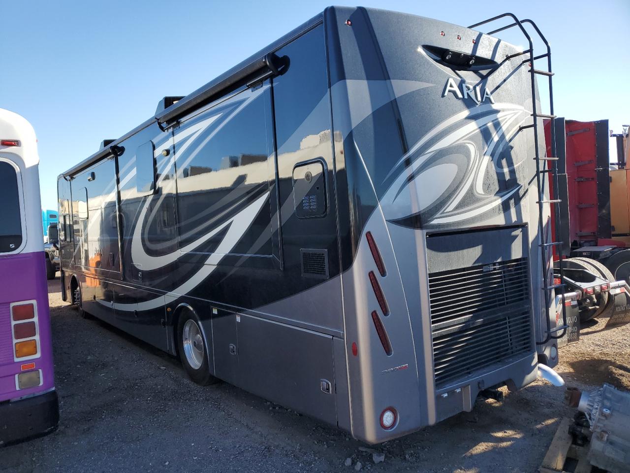 Image 3 of 2020 FREIGHTLINER CHASSIS XC 2020 with VIN 4UZACHFC4LCLV2444