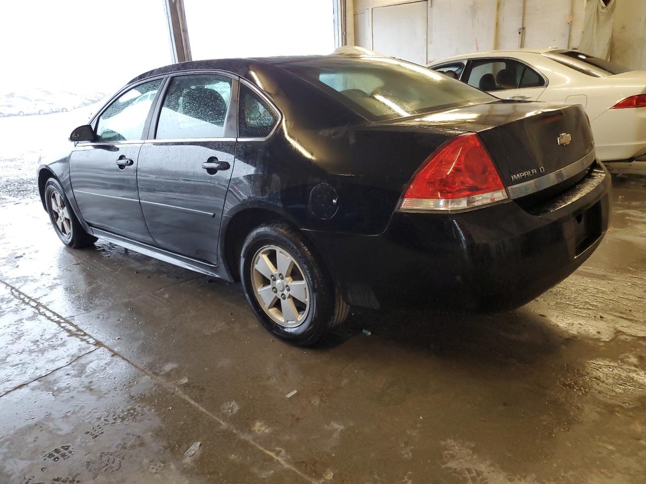 Изображение 2 2011 CHEVROLET IMPALA LT 2011 с VIN 2G1WG5EK4B1325604