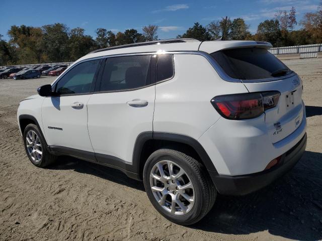 Image 2 of 2022 JEEP COMPASS LATITUDE LUX 2022 with VIN 3C4NJDFB7NT172619
