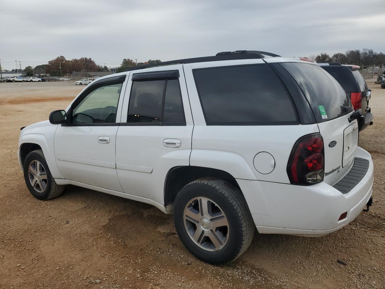 Image 2 of 2007 CHEVROLET TRAILBLAZER LS 2007 with VIN 1GNDT13S172193616