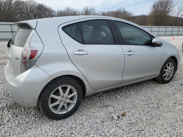 Image 3 of 2012 TOYOTA PRIUS C  2012 with VIN JTDKDTB30C1525905