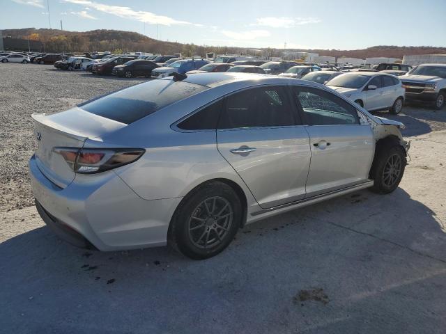 Obraz 3 z 2016 HYUNDAI SONATA HYBRID 2016 z VIN KMHE34L12GA026799
