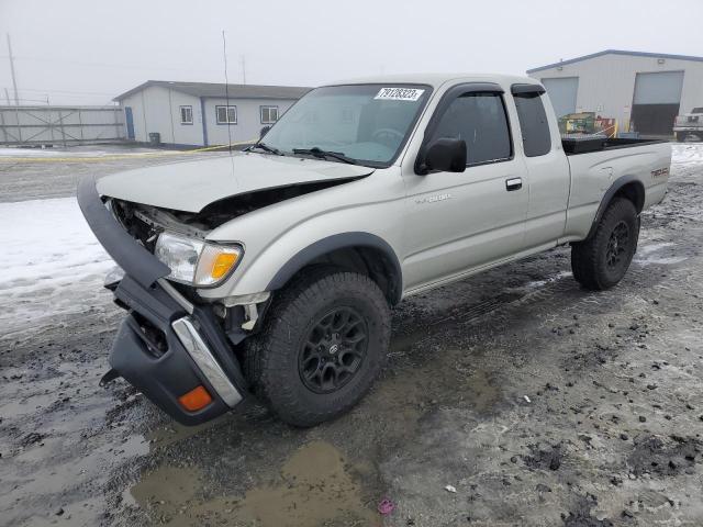 Image 1 of 2000 TOYOTA TACOMA XTRACAB 2000 with VIN 5TEWN72N6YZ696002