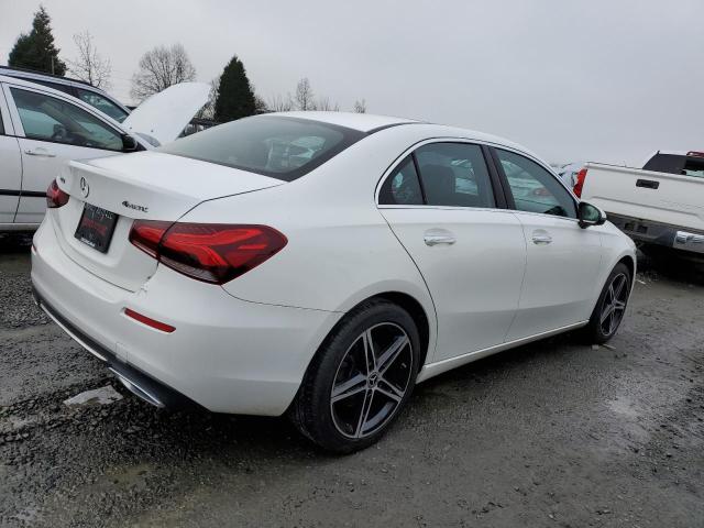 Image 3 of 2019 MERCEDES-BENZ A 220 4MATIC 2019 with VIN WDD3G4FB8KW000701