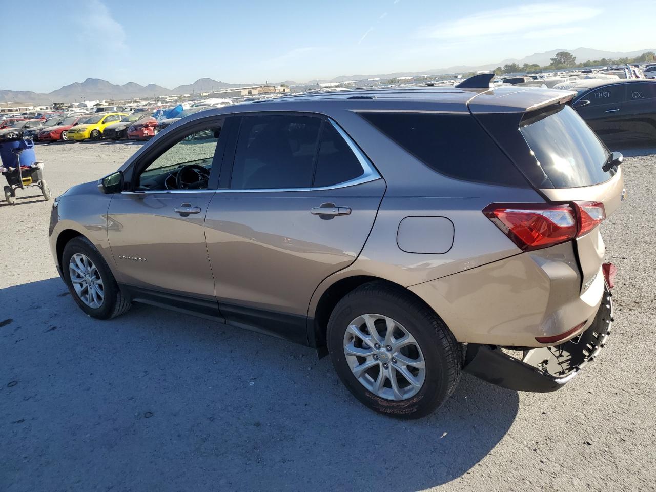 Изображение 2 2019 CHEVROLET EQUINOX LT 2019 с VIN 2GNAXKEV5K6199421