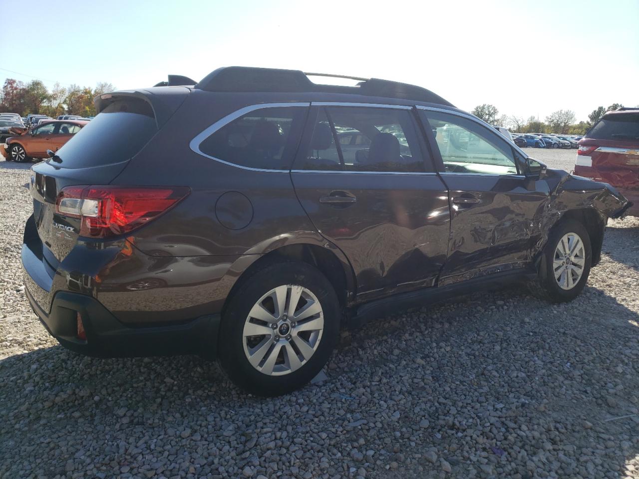 Изображение 3 2019 SUBARU OUTBACK 2.5I PREMIUM 2019 с VIN 4S4BSAFC9K3397456