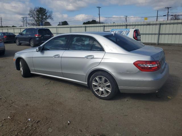 Obraz 2 z 2013 MERCEDES-BENZ E 350 2013 z VIN WDDHF5KB8DA687246