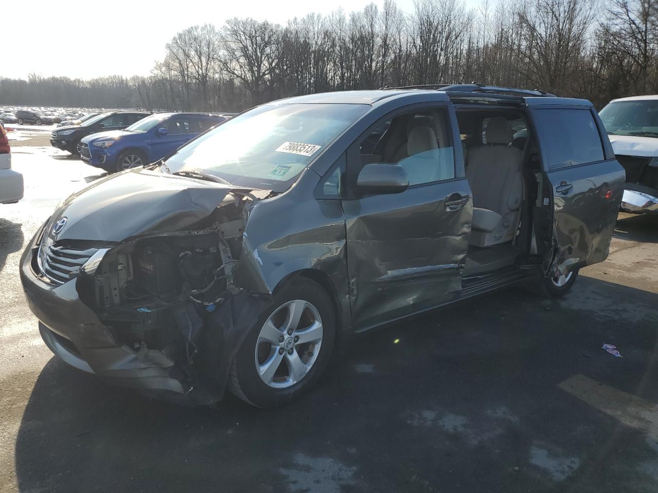 Image 1 of 2011 TOYOTA SIENNA LE 2011 with VIN 5TDKK3DC0BS153213