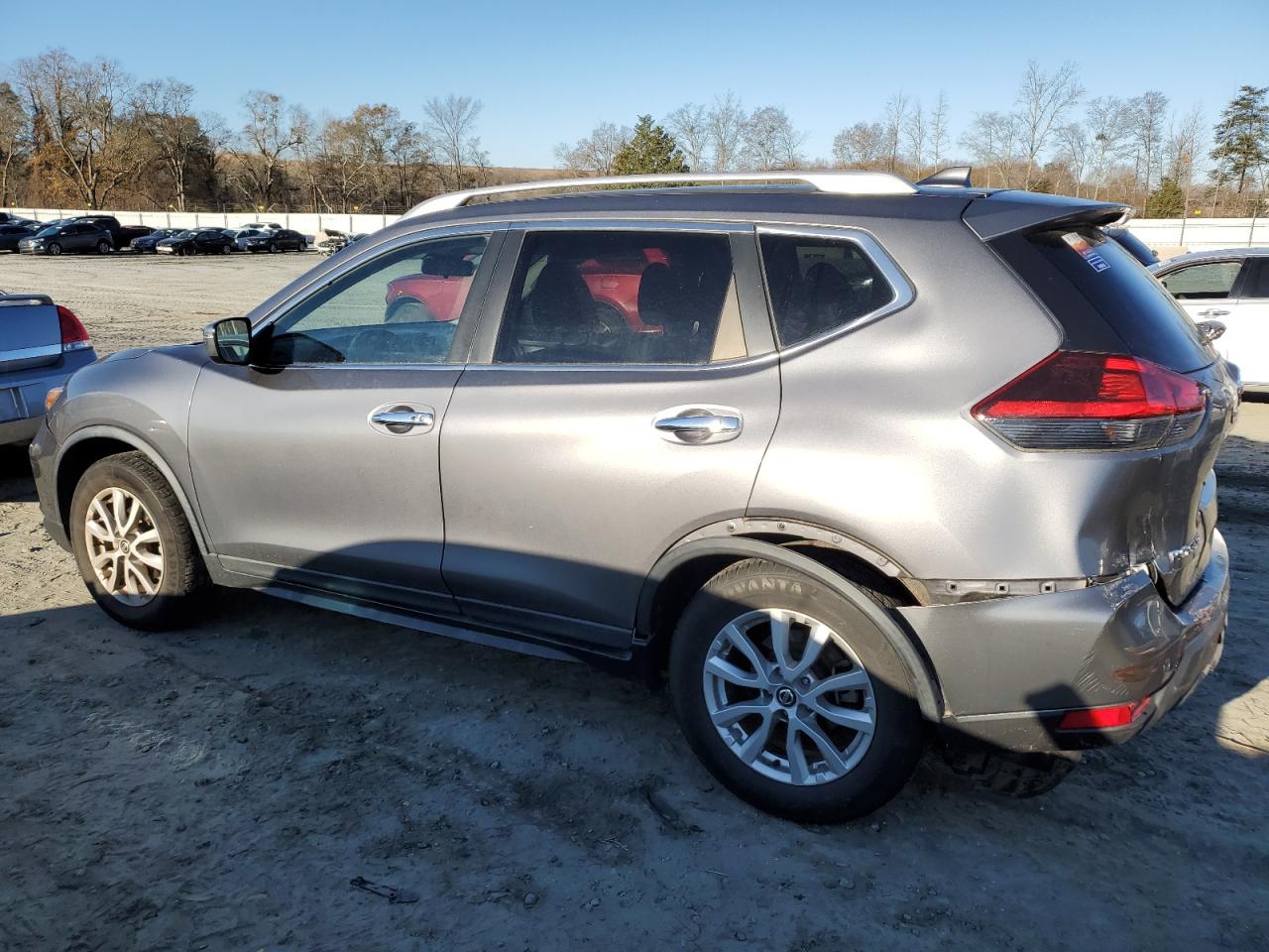 Image 2 of 2019 NISSAN ROGUE S 2019 with VIN KNMAT2MT0KP500276