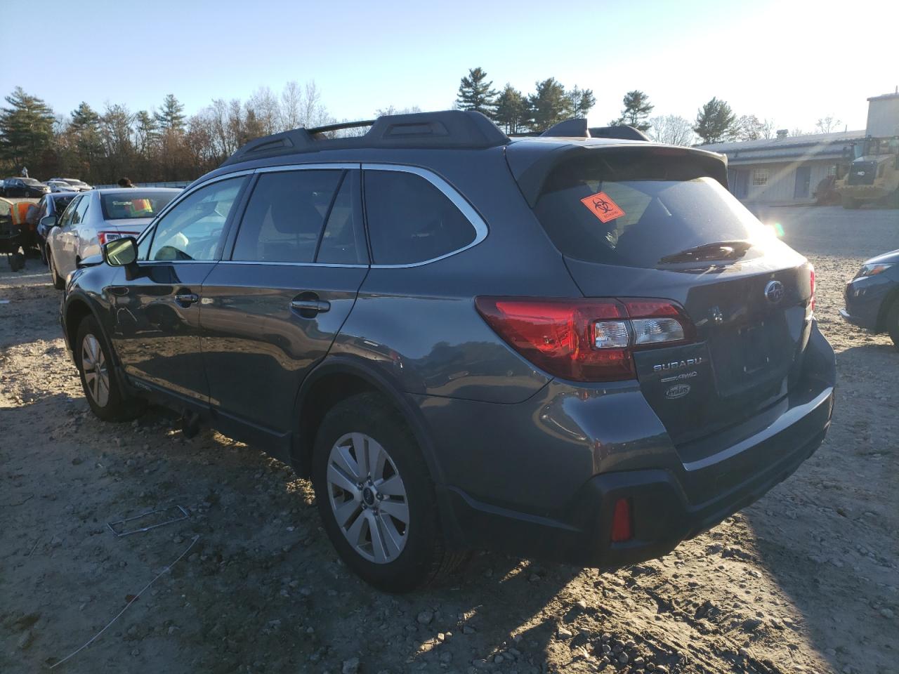 Изображение 2 2018 SUBARU OUTBACK 2.5I PREMIUM 2018 с VIN 4S4BSACC0J3269352