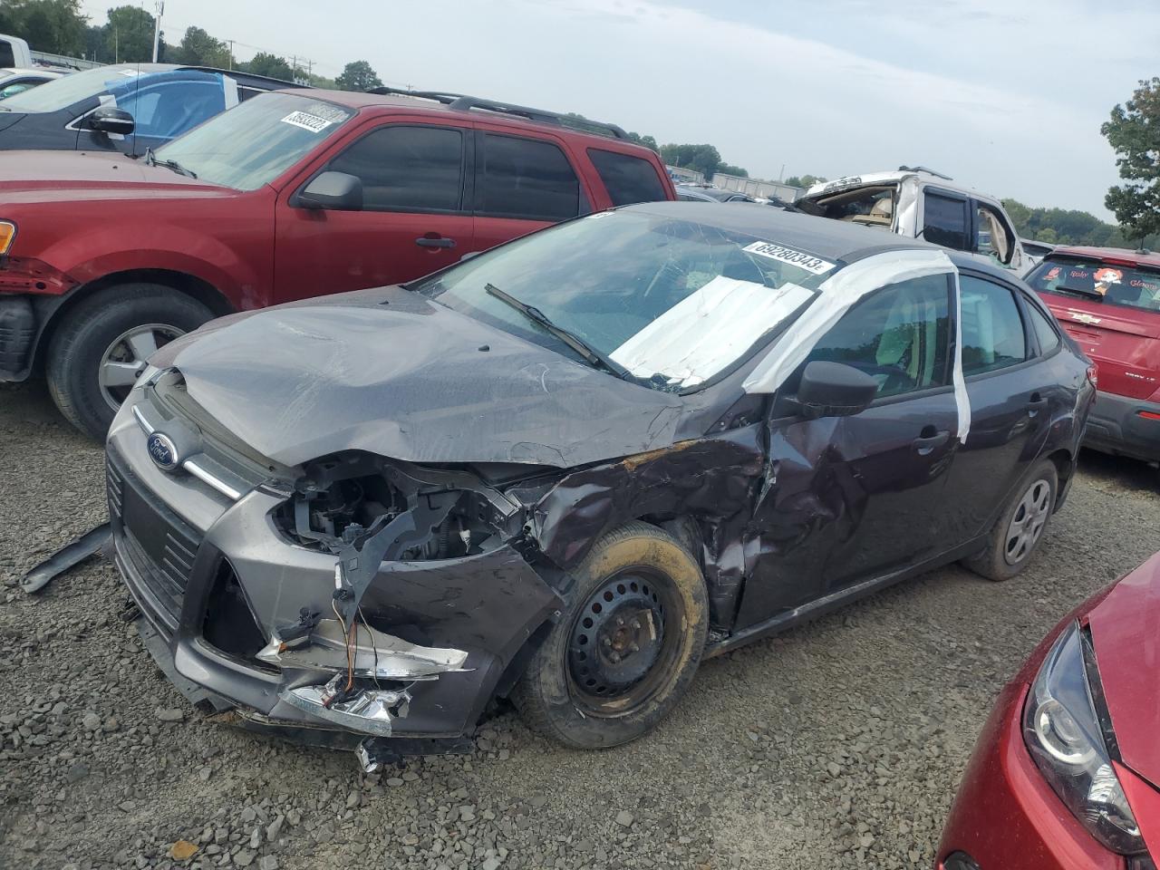 Image 1 of 2013 FORD FOCUS S 2013 with VIN 1FADP3E27DL157947