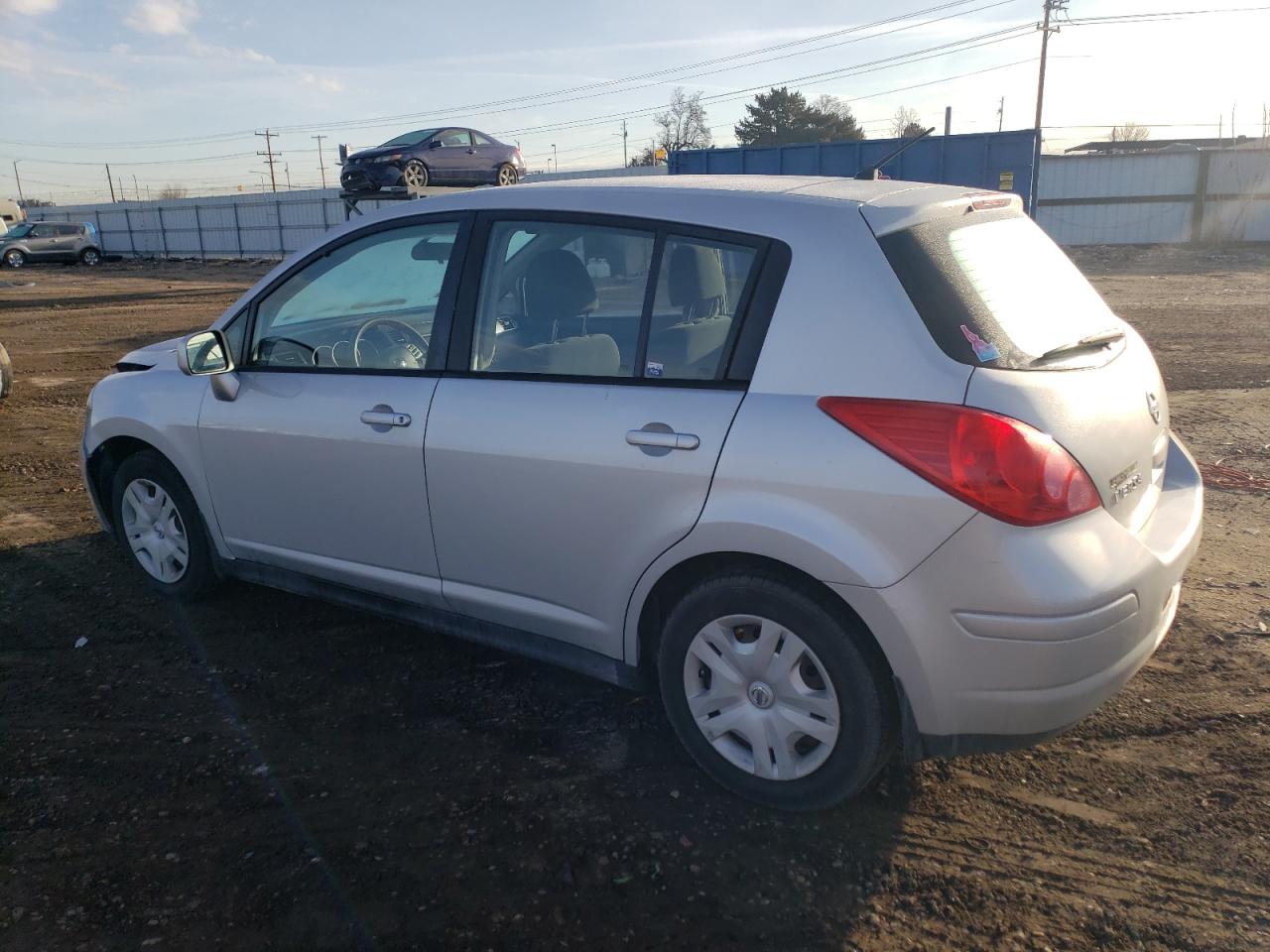 Obraz 2 z 2011 NISSAN VERSA S 2011 z VIN 3N1BC1CP5BL371078