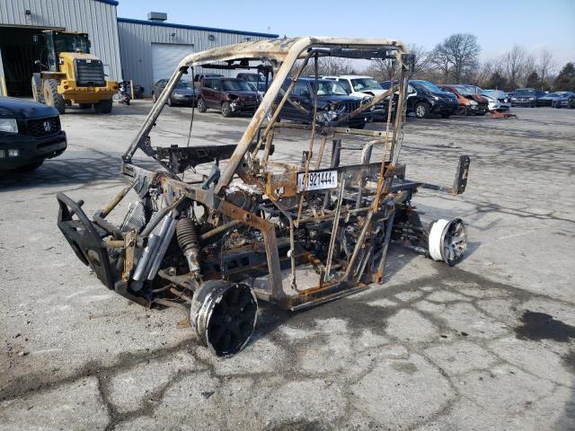 Изображение 2 2021 CAN-AM DEFENDER LIMITED CAB HD10 2021 с VIN 3JBUVAX46MK003763