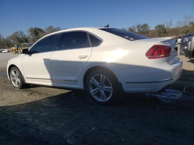 Obraz 2 z 2014 VOLKSWAGEN PASSAT SEL 2014 z VIN 1VWCN7A30EC119069