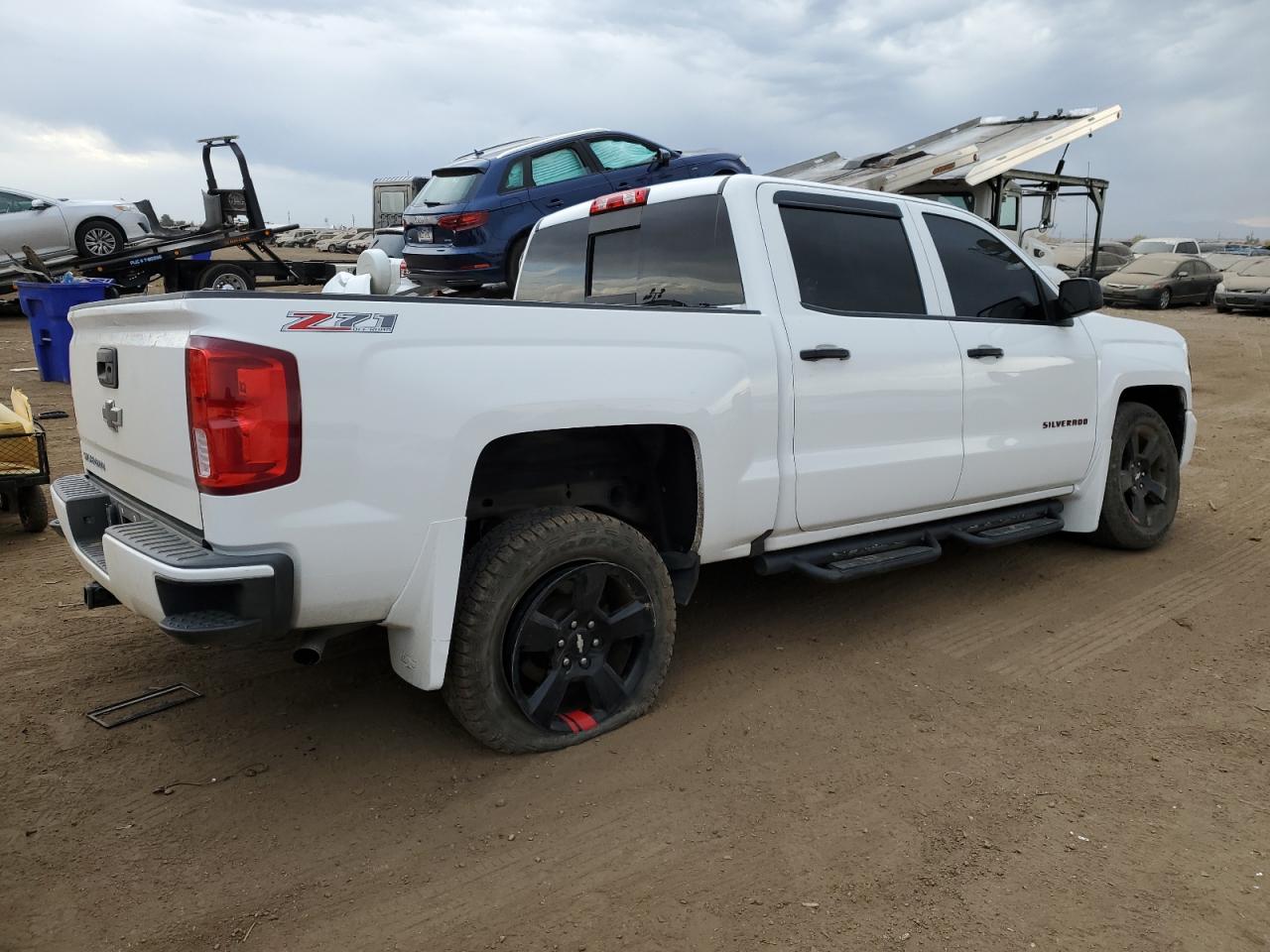 Изображение 3 2017 CHEVROLET SILVERADO K1500 LTZ 2017 с VIN 3GCUKSEC4HG421401