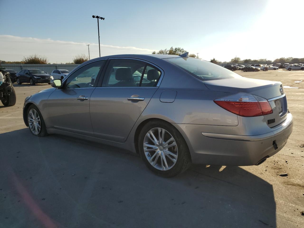 Obraz 2 z 2009 HYUNDAI GENESIS 4.6L 2009 z VIN KMHGC46F59U050614