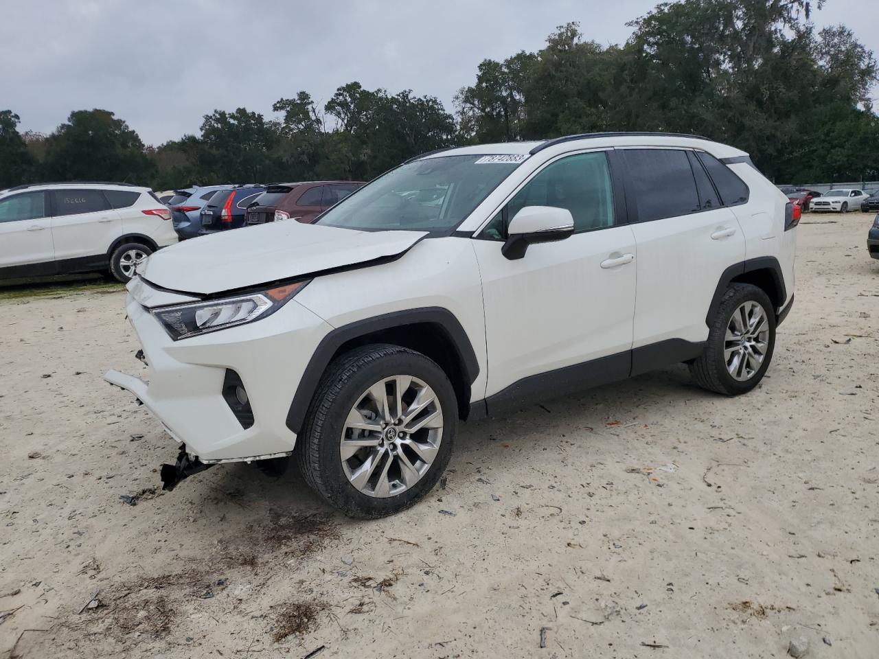Изображение 2021 TOYOTA RAV4 XLE PREMIUM 2021