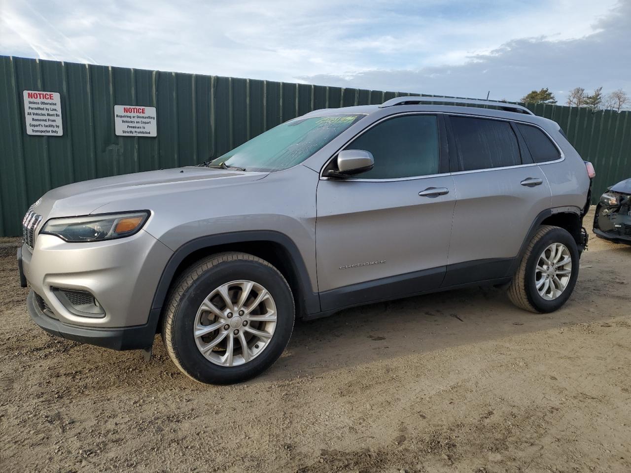 Obraz 2019 JEEP CHEROKEE LATITUDE 2019