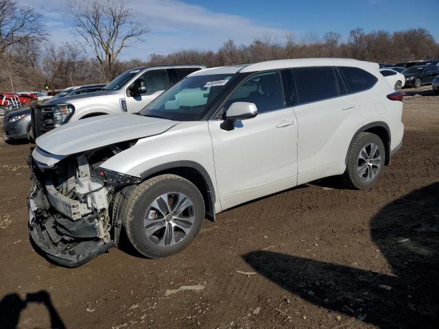 Изображение 1 2022 TOYOTA HIGHLANDER XLE 2022 с VIN 5TDHZRBH6NS572453