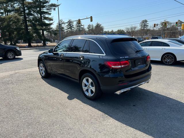Image 3 of 2018 MERCEDES-BENZ GLC 300 2018 with VIN WDC0G4JB4JV042902