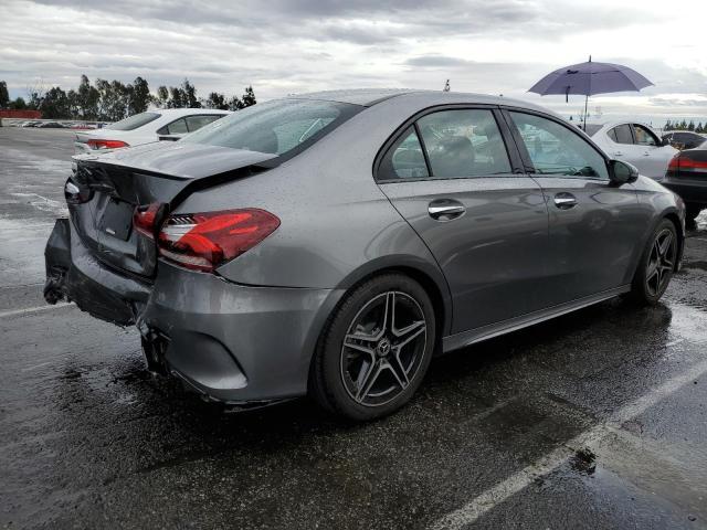 Image 3 of 2019 MERCEDES-BENZ A 220 2019 with VIN WDD3G4EB4KW003032