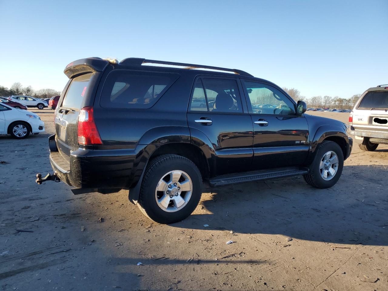 Image 3 of 2006 TOYOTA 4RUNNER SR5 2006 with VIN JTEBU14R868063316