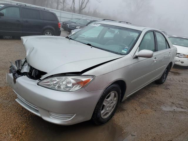 Image 1 of 2002 TOYOTA CAMRY LE 2002 with VIN 4T1BE32K22U021725