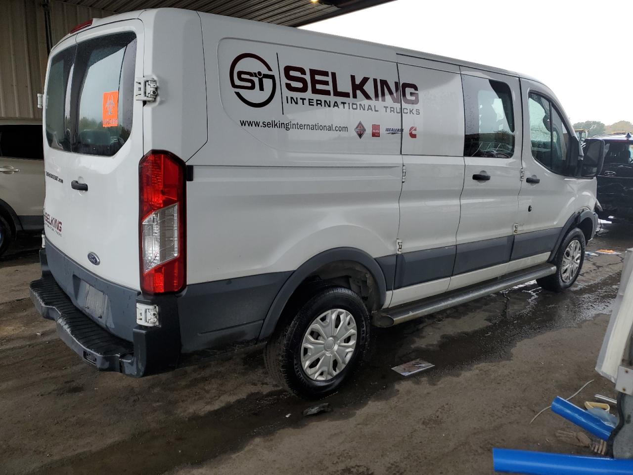 Image 3 of 2015 FORD TRANSIT T-250 2015 with VIN 1FTNR1ZM8FKA77705