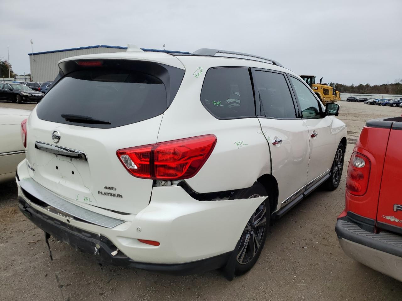 Image 3 of 2020 NISSAN PATHFINDER PLATINUM 2020 with VIN 5N1DR2DM7LC638406