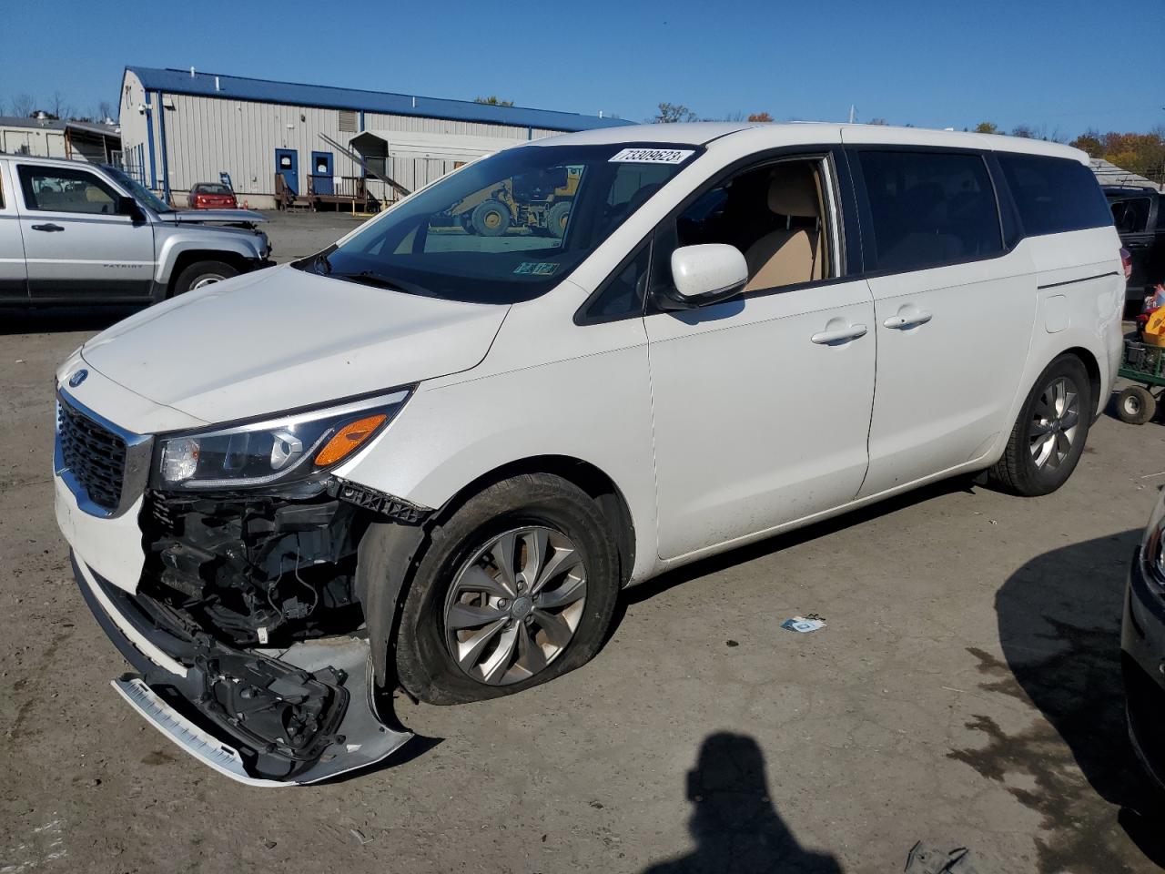 Image 1 of 2019 KIA SEDONA LX 2019 with VIN KNDMB5C18K6535008