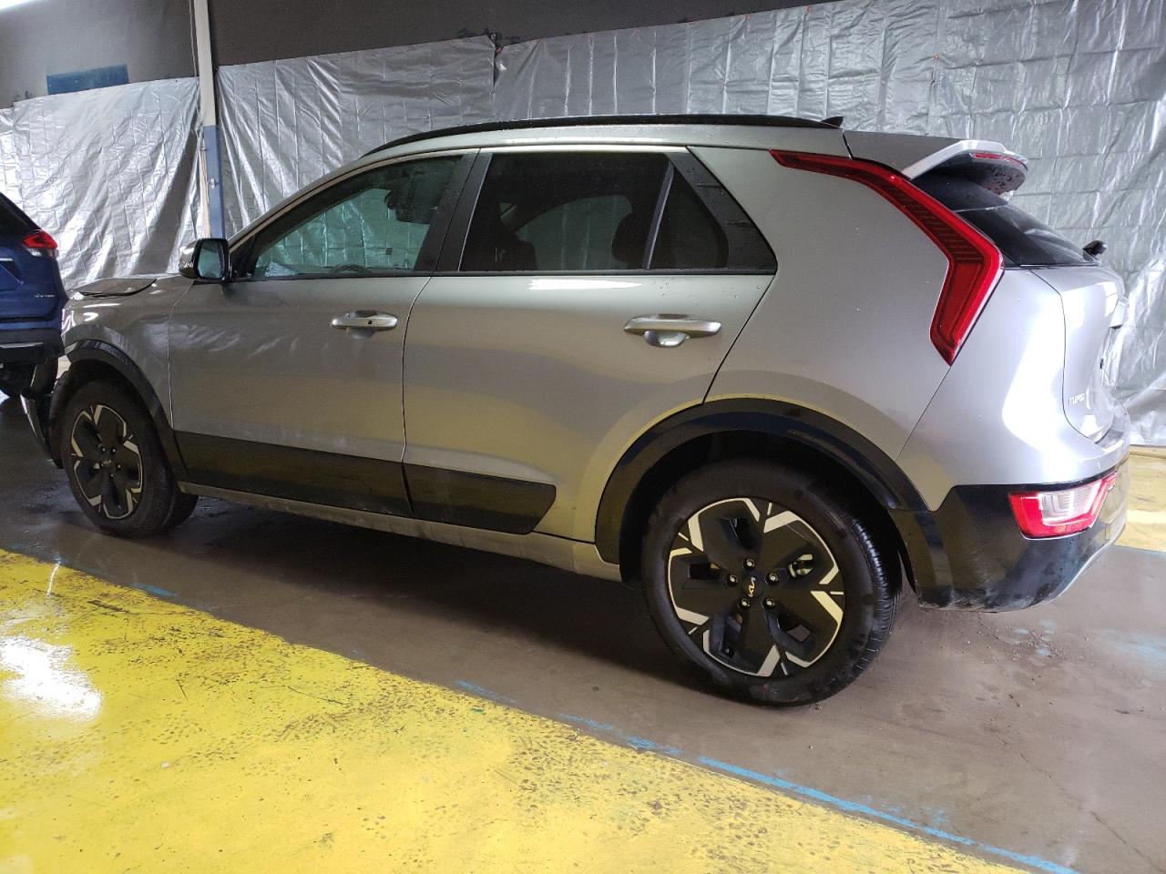 Изображение 2 2023 KIA NIRO WIND 2023 с VIN KNDCR3L11P5072380