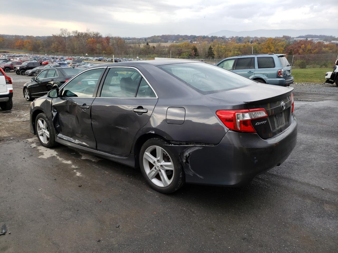 Изображение 2 2012 TOYOTA CAMRY BASE 2012 с VIN 4T1BF1FK0CU095500