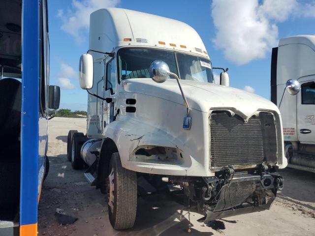 Изображение 1 2015 MACK 600 CXU600 2015 с VIN 1M1AW07Y8FM045543