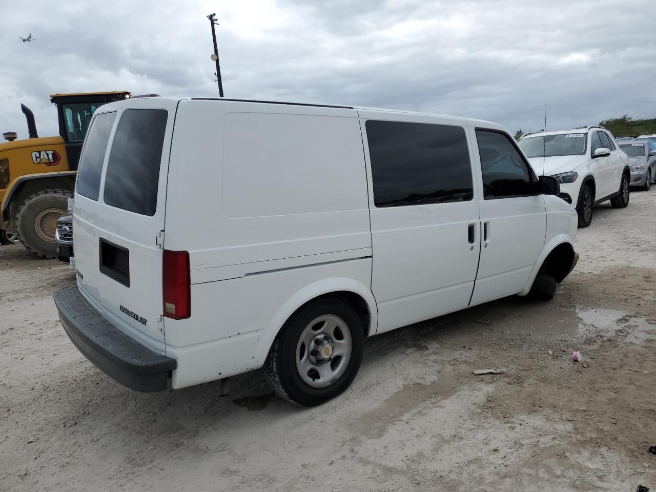 Obraz 3 z 2005 CHEVROLET ASTRO  2005 z VIN 1GCDM19X35B121354