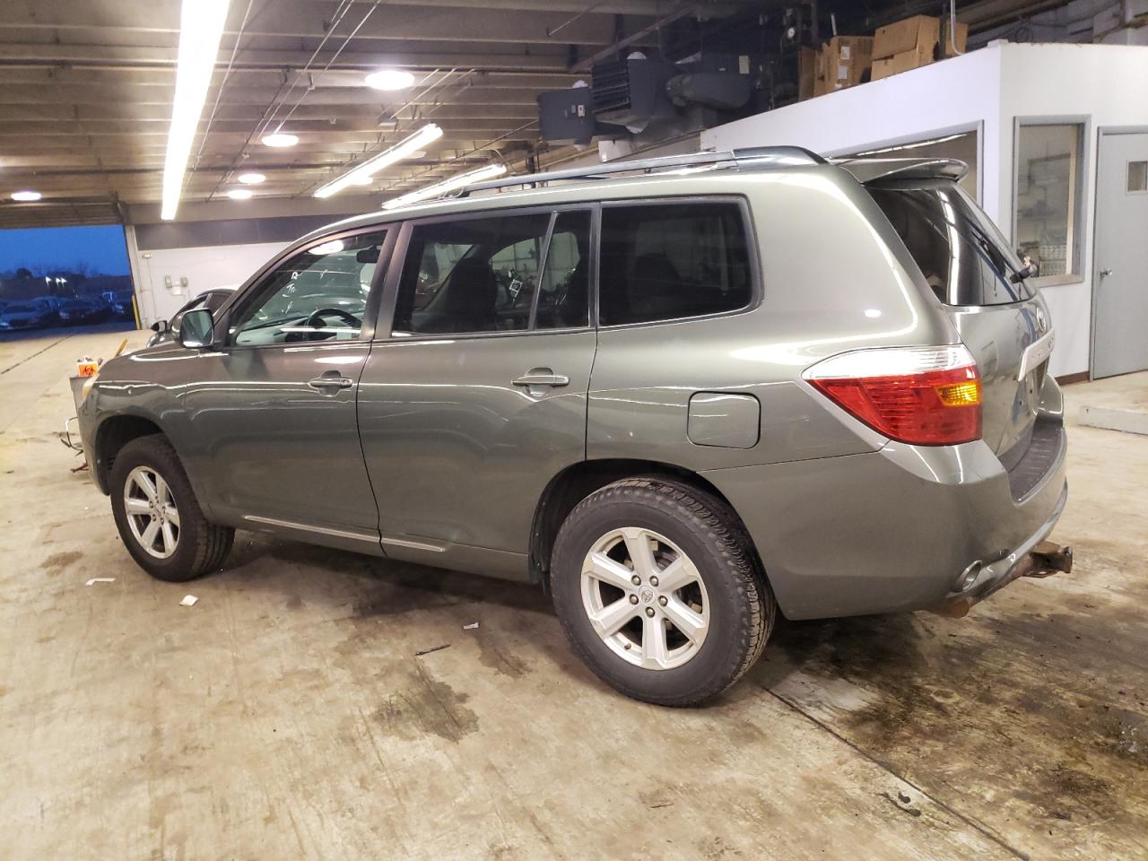Image 2 of 2010 TOYOTA HIGHLANDER 2010 with VIN 5TDZA3EH6AS007490