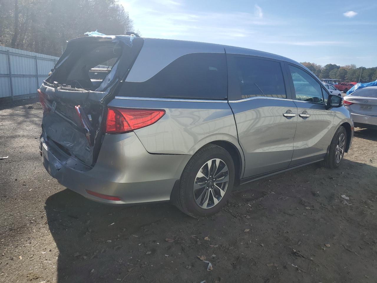 Image 3 of 2023 HONDA ODYSSEY EXL 2023 with VIN 5FNRL6H6XPB045789