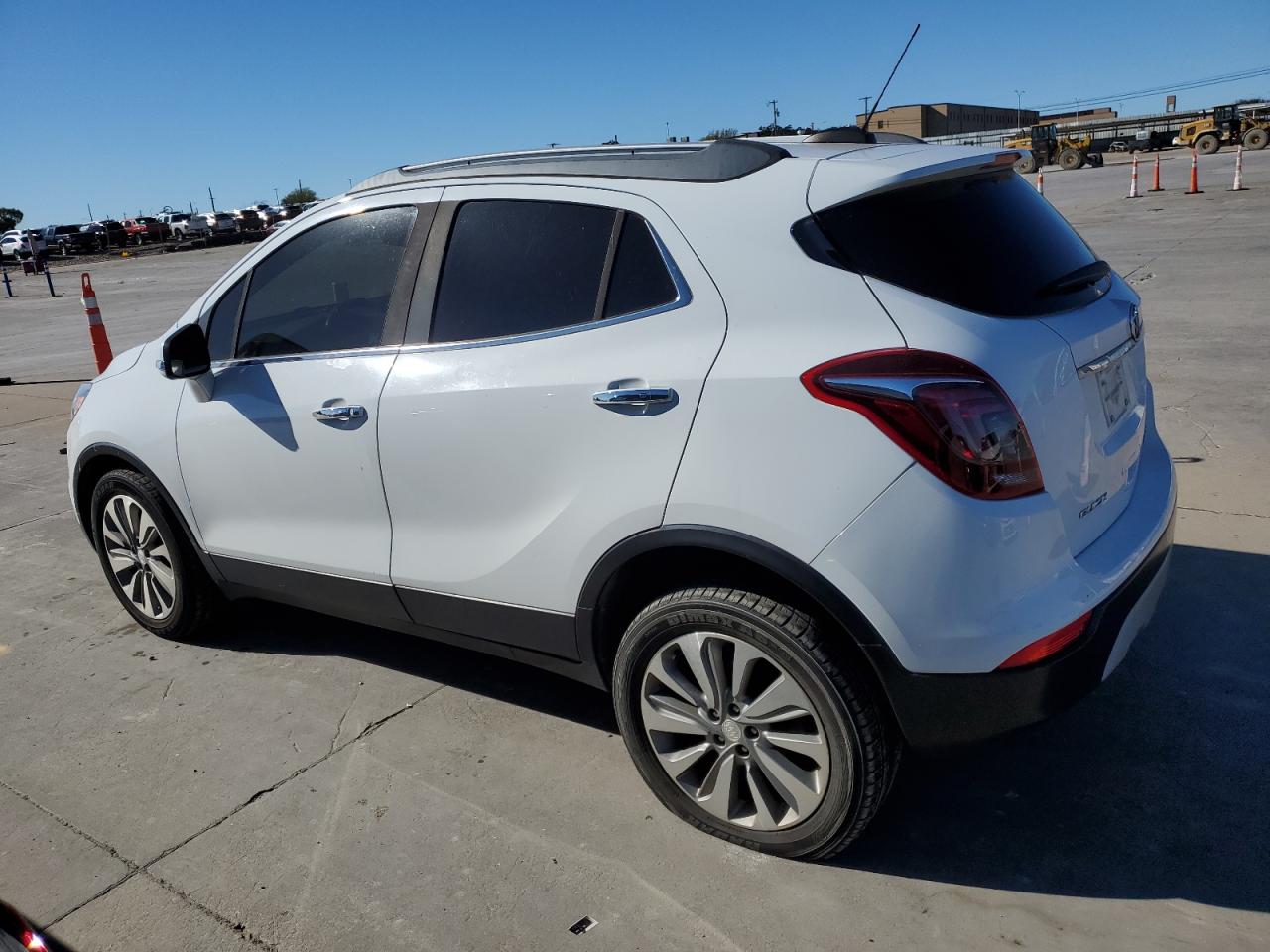 Изображение 2 2018 BUICK ENCORE PREFERRED 2018 с VIN KL4CJASB3JB625037