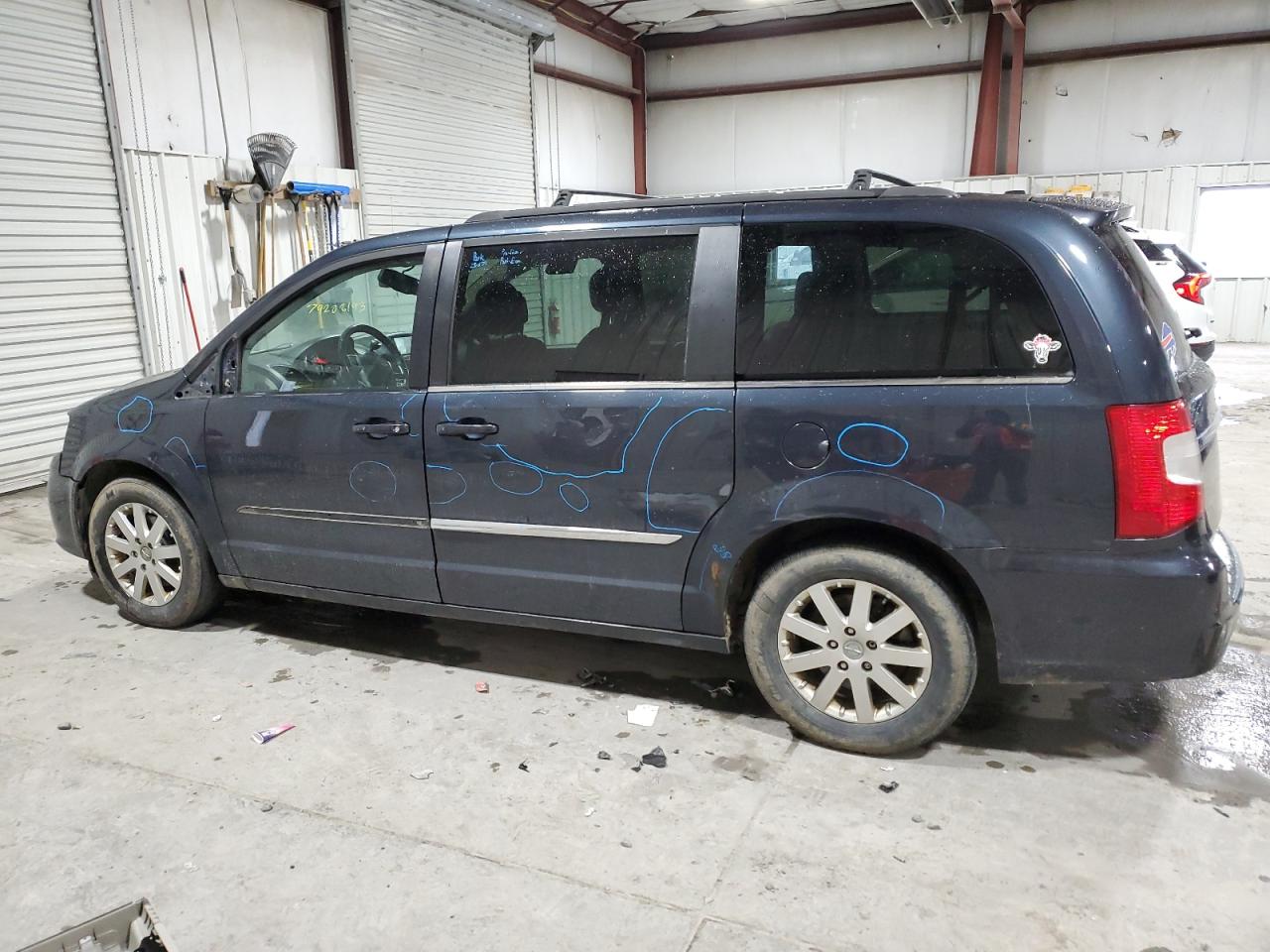 Изображение 2 2013 CHRYSLER TOWN & COUNTRY TOURING 2013 с VIN 2C4RC1BG0DR805586
