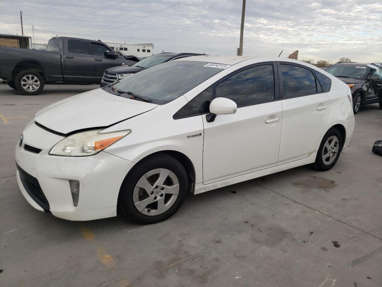Image 1 of 2015 TOYOTA PRIUS  2015 with VIN JTDKN3DU5F0424694