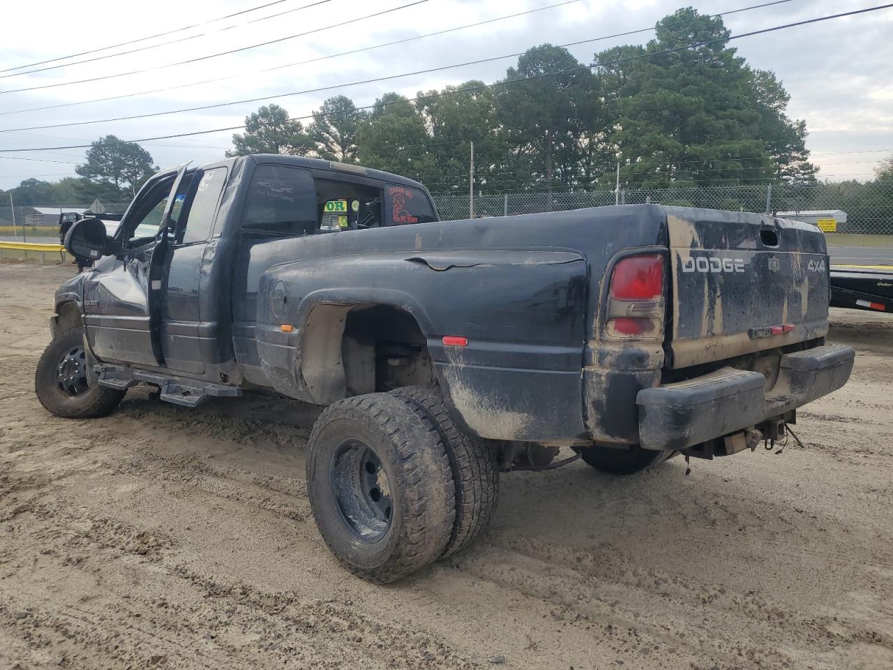 Obraz 2 z 2001 DODGE RAM 3500  2001 z VIN 1B7MF33601J604855