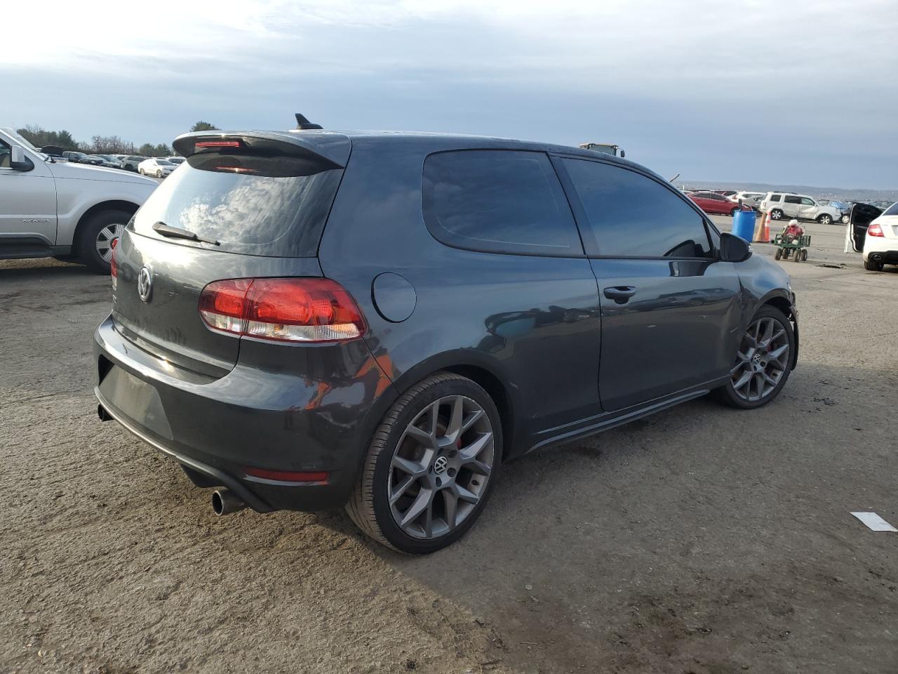Изображение 3 2012 VOLKSWAGEN GTI  2012 с VIN WVWED7AJ7CW137755