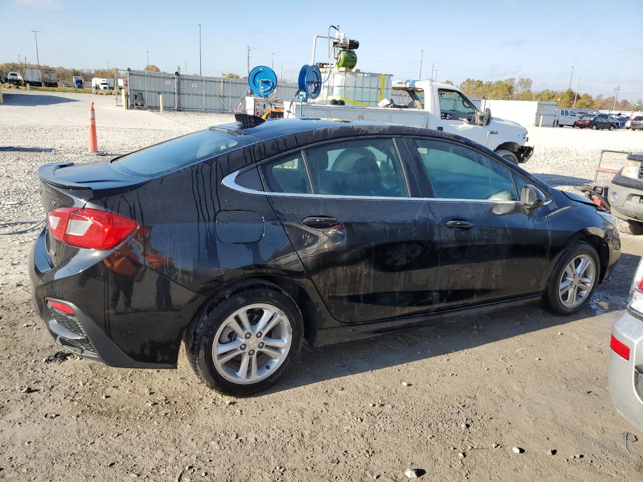 Obraz 3 z 2018 CHEVROLET CRUZE LT 2018 z VIN 1G1BE5SM6J7233759