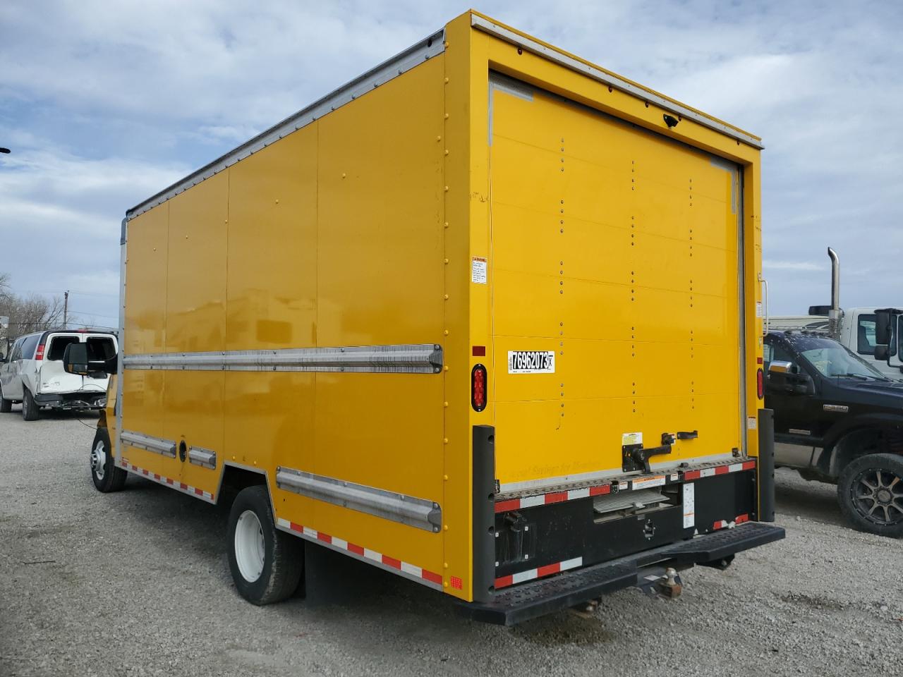 Изображение 2 2022 GMC SAVANA CUTAWAY G3500 2022 с VIN 7GZ37TC70NN001973