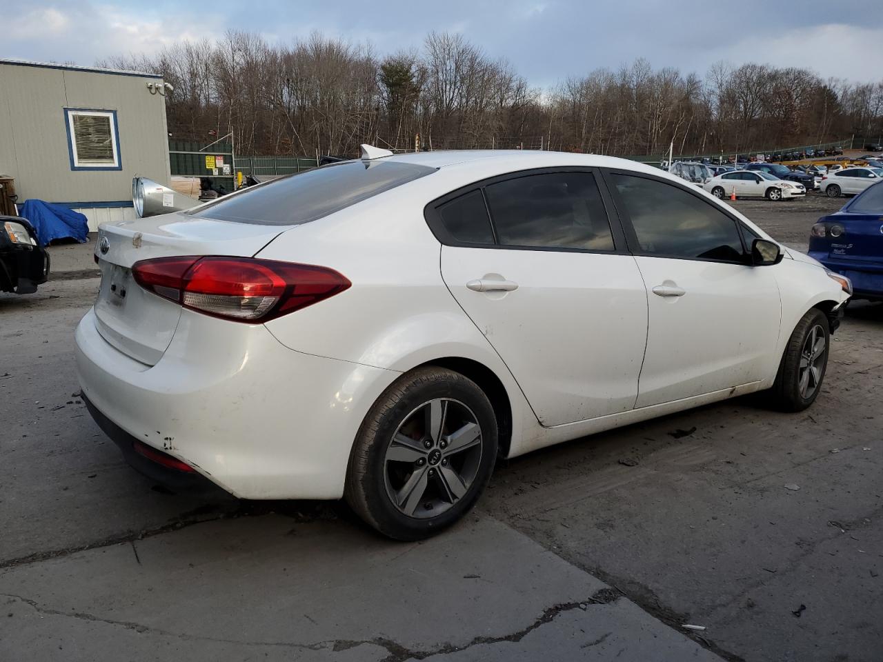 Image 3 of 2018 KIA FORTE LX 2018 with VIN 3KPFL4A78JE171656