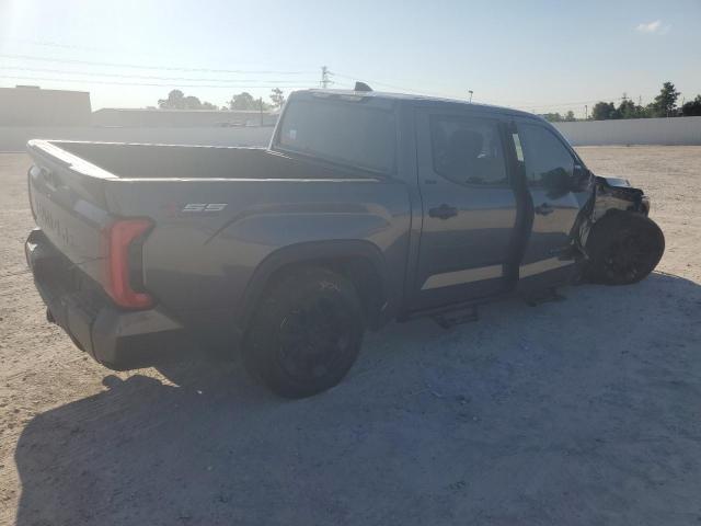 Изображение 3 2022 TOYOTA TUNDRA CREWMAX SR 2022 с VIN 5TFLA5DB2NX040274