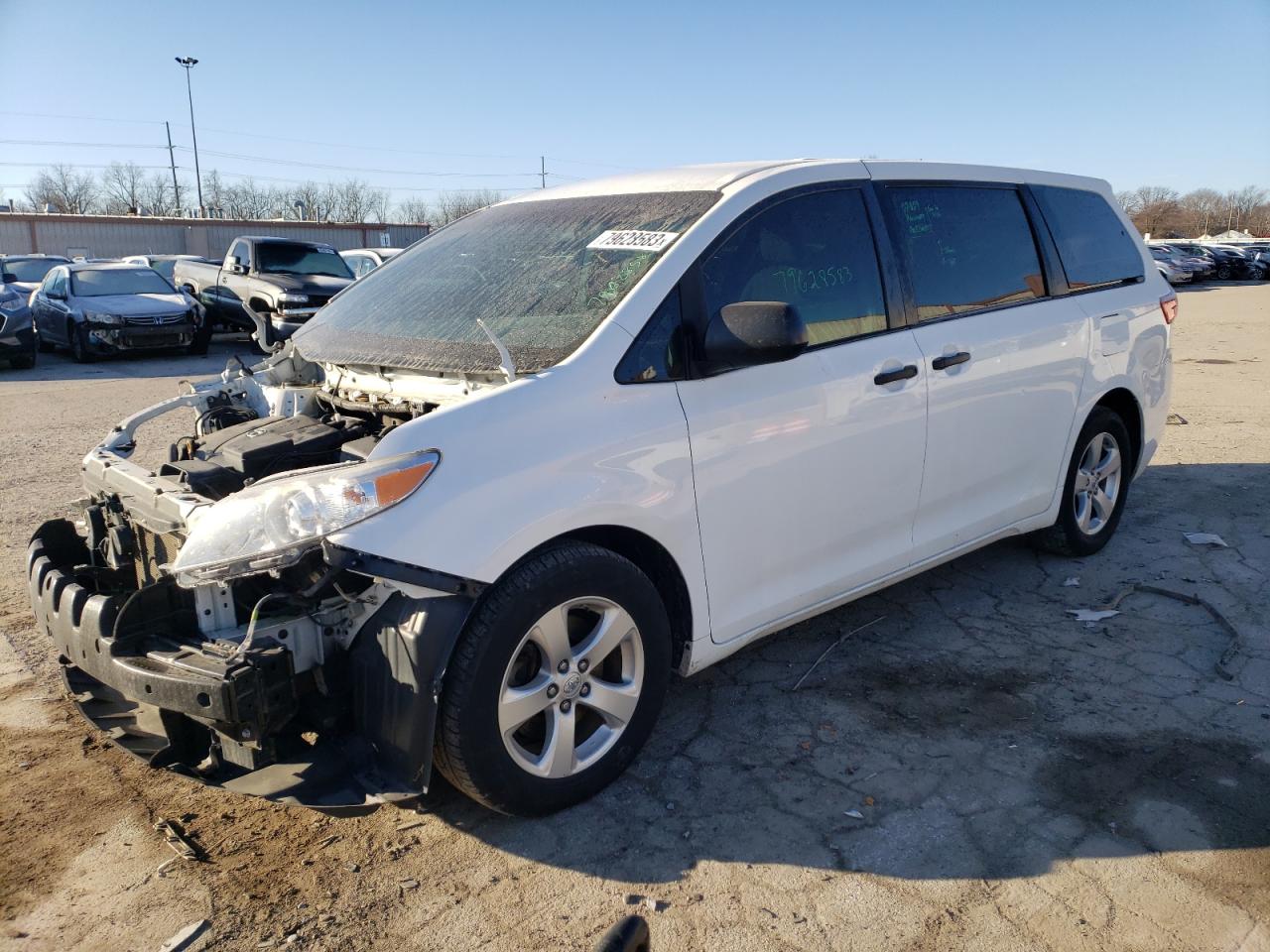 2017 TOYOTA SIENNA  2017 image